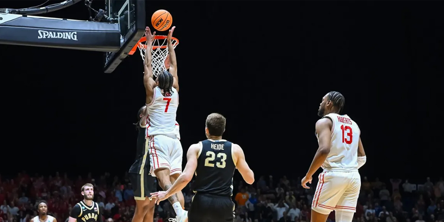 University of Houston's buzzer-beater over Purdue sends the school to the Elite Eight
